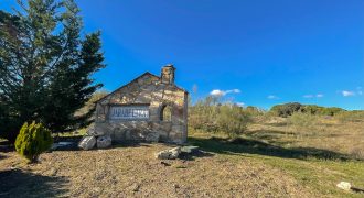 Fabulosa parcela de 1.780 metros cuadrados en la urbanización JaraBeltrán, Valdemorillo con excepcionales vistas.