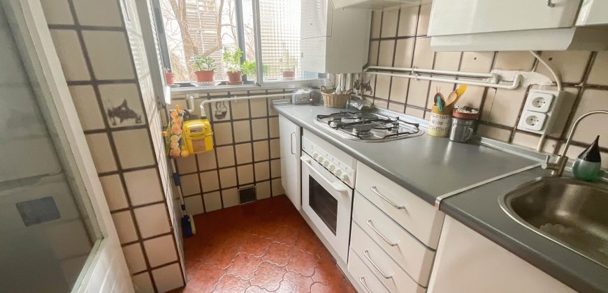 MAGNÍFICA VIVIENDA EXTERIOR, JUNTO AL METRO LINEA 3, CIUDAD DE LOS ÁNGELES. MADRID