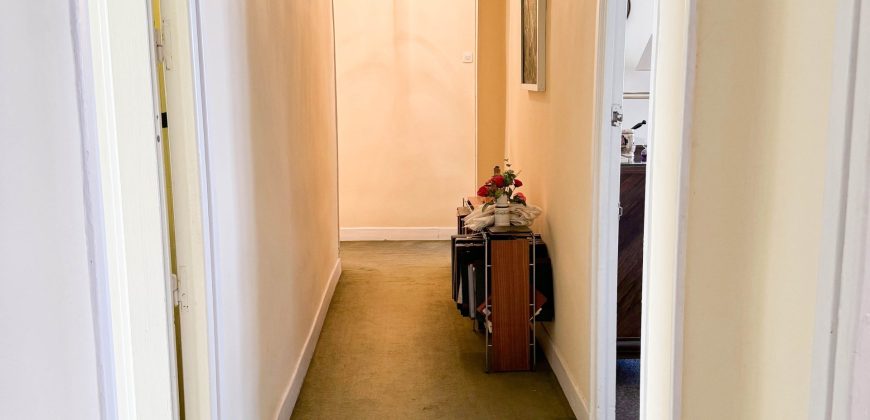 Piso exterior, zona Chamberí – Almagro. Madrid