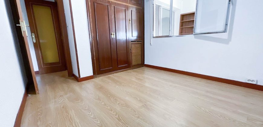 Piso exterior, para entrar a vivir, Zona Las Aguilas – Madrid
