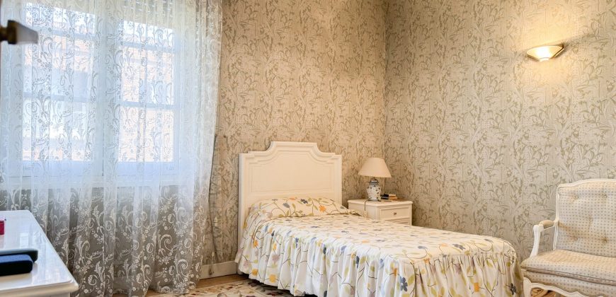 Piso exterior, zona Chamberí – Almagro. Madrid