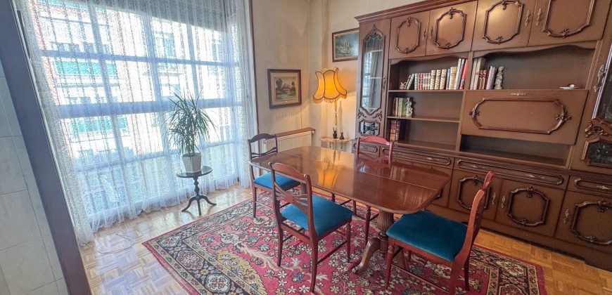 Fantástico apartamento, exterior muy luminoso, junto al metro de Delicias.