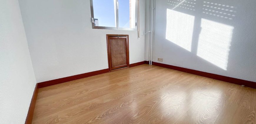 Piso exterior, para entrar a vivir, Zona Las Aguilas – Madrid