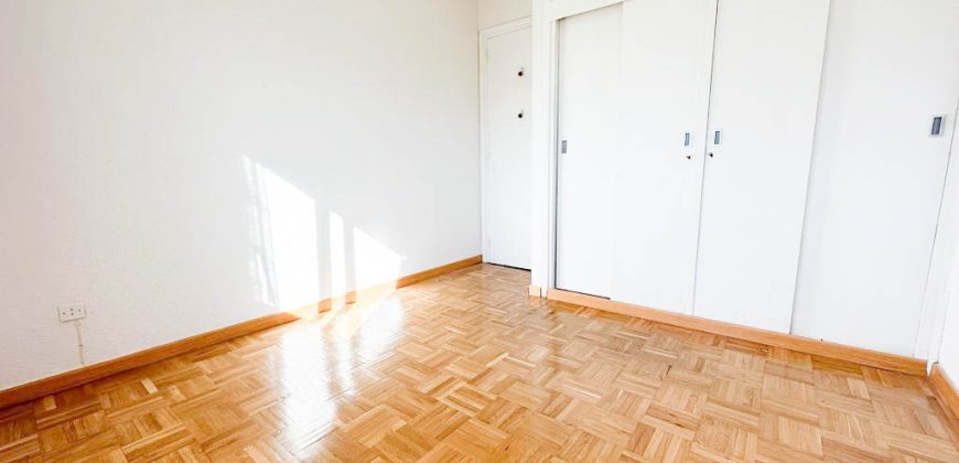 Ático CON VISTAS A LA SIERRA, Urb.Cerro grande. Becerril de la Sierra