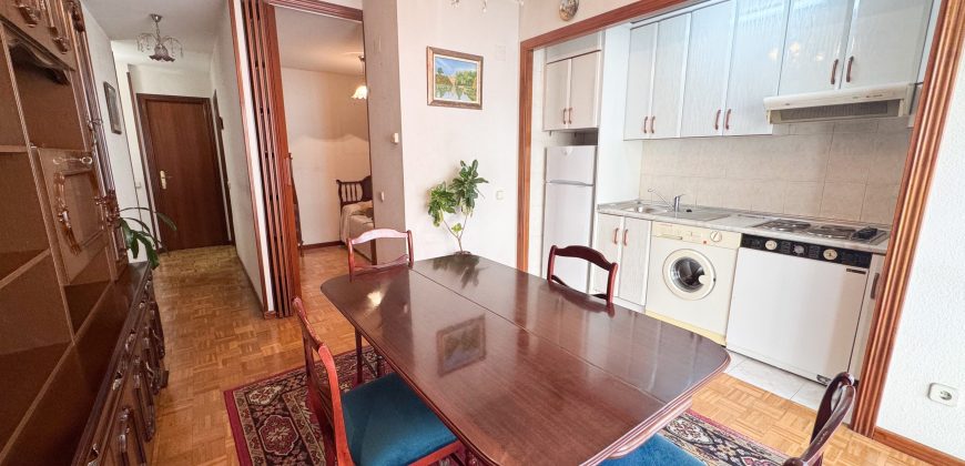 Fantástico apartamento, exterior muy luminoso, junto al metro de Delicias.