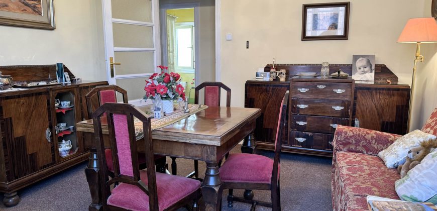 Piso exterior, zona Chamberí – Almagro. Madrid