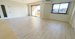 Alquiler Espléndido piso con gran terraza y chimenea francesa, orientado al sur-este, en el centro de Pozuelo de Alarcón.