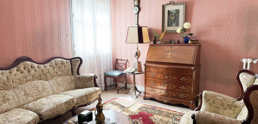 Piso exterior, zona Chamberí – Almagro. Madrid