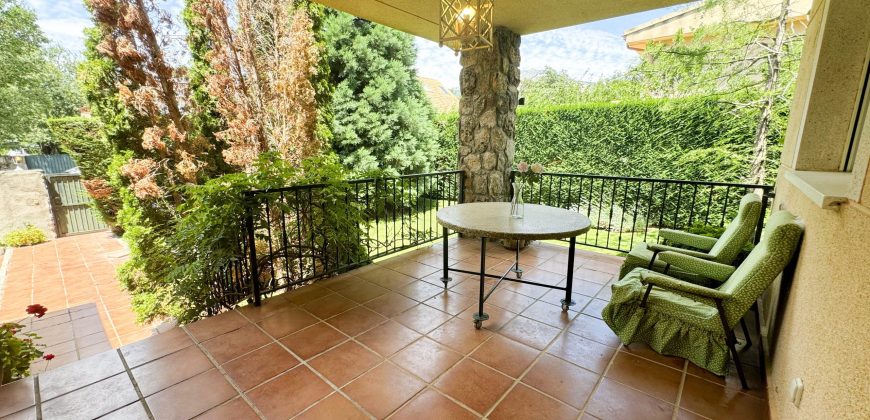 FABULOSO CHALET INDEPENDIENTE en la Sierra de Guadarrama. Los Molinos-Madrid