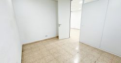 Fantástica oficina situada frente a la estación de metro de LEGAZPI.