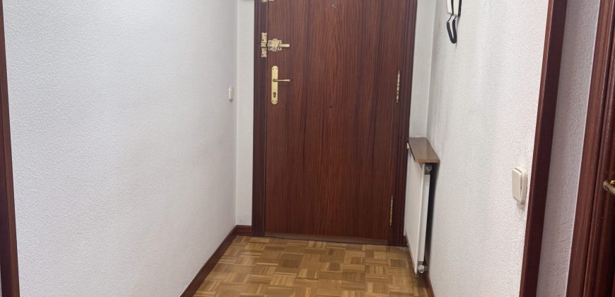 Fantástico apartamento, exterior muy luminoso, junto al metro de Delicias.